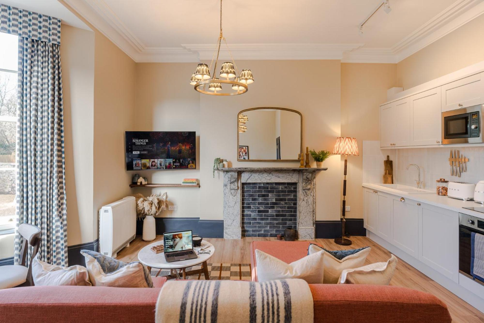 Pembroke House I Your Apartment Бристоль Экстерьер фото